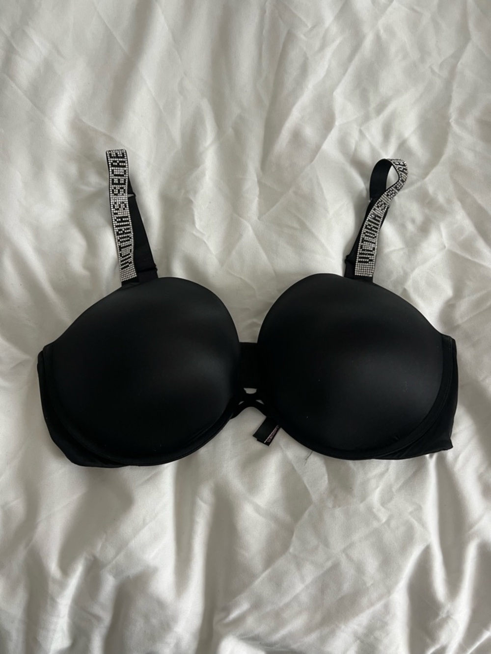 Victoria Secret Shine Strap Smooth Push-Up Bra